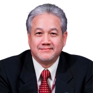 นายเกียรติ สิทธีอมร